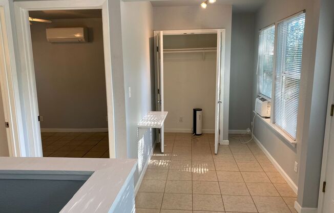 2830 San Gabriel Street