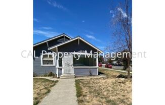 3 beds, 2 baths, $3,095