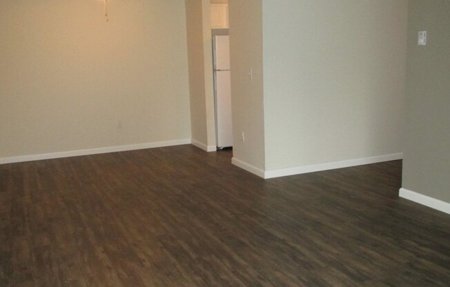 2 beds, 1 bath, 868 sqft, $1,629, Unit 104