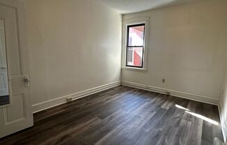 1 bed, 1 bath, $1,295, Unit Apt 2