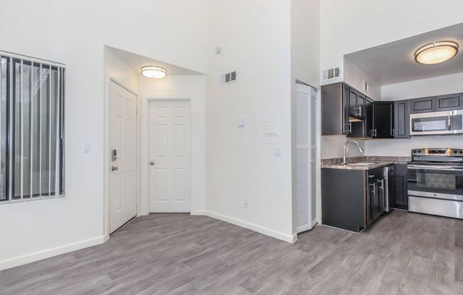 1 bed, 1 bath, 500 sqft, $895
