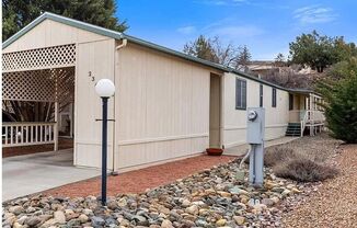 Single Wide Nestled In Prescott Canyon Estates Community (55+)