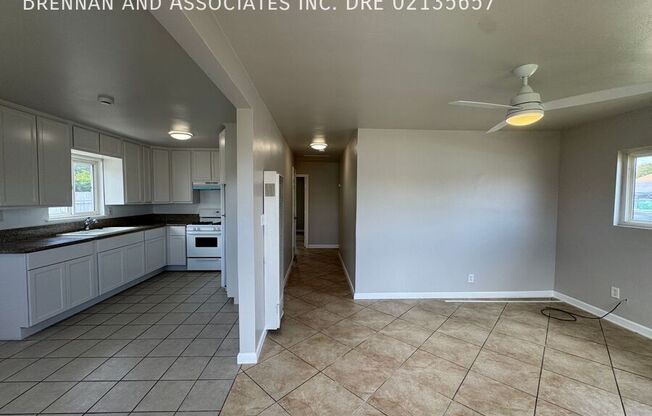 806 S 33 ST
