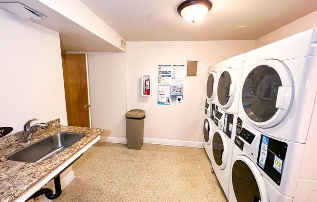 Studio, 1 bath, 527 sqft, $1,595, Unit 307