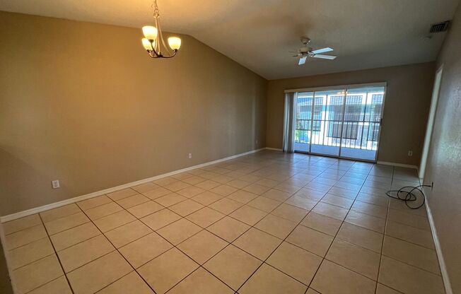 2 beds, 2 baths, $1,550, Unit # 122