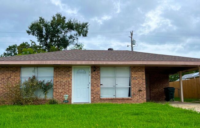 Spacious 4-Bedroom 2-Bathroom House