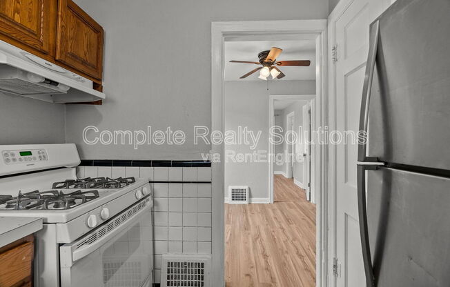 7129 GREENHAVEN DR