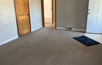 2 beds, 1 bath, $1,150