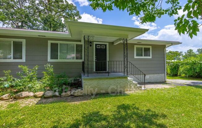 2806 SILVERDALE RD