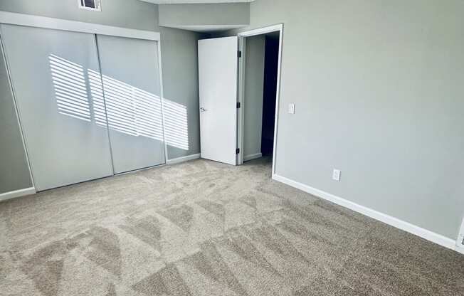 Welcome to Ocean Villas Apartments in Oxnard, CA
