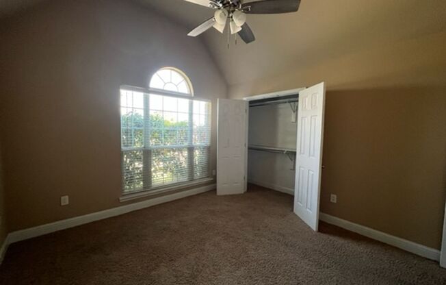 3 beds, 2 baths, $1,895