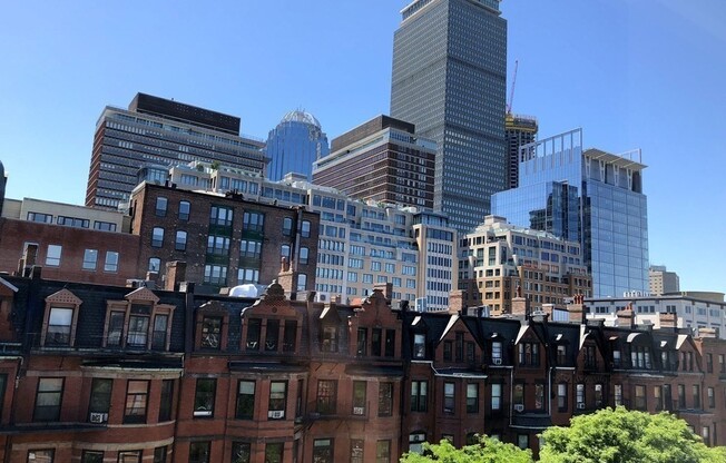 211 NEWBURY ST