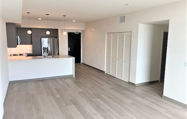 2 beds, 2 baths, 930 sqft, $3,995, Unit 308