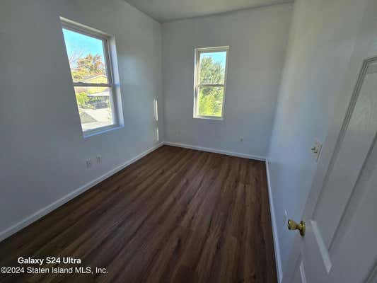 3 beds, 1 bath, 1,036 sqft, $2,650, Unit # FLOOR 2