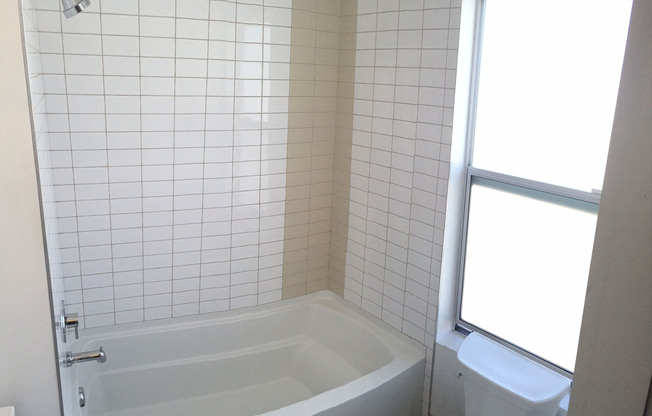 1 bed, 1 bath, 550 sqft, $2,550, Unit 312