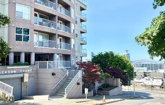 530 Melrose Ave E #101