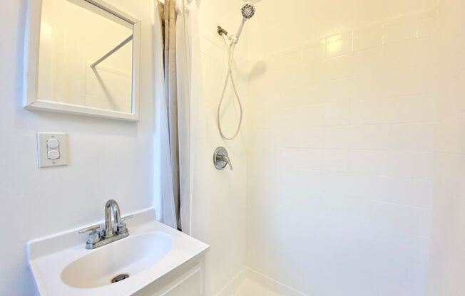 Studio, 1 bath, $1,279, Unit 07