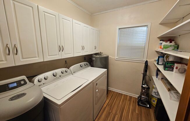 2 beds, 1 bath, $1,795