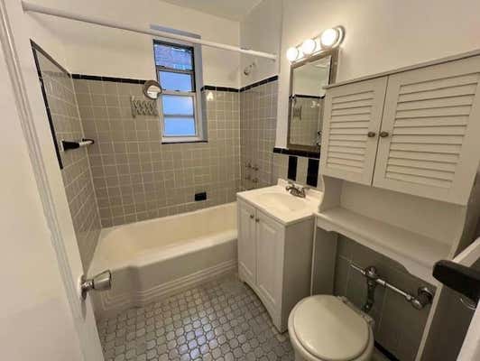 1 bed, 1 bath, 750 sqft, $2,250, Unit B5