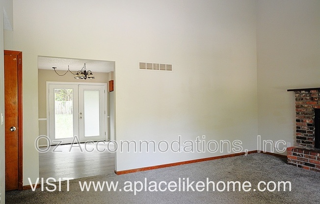 8503 SARAH LN
