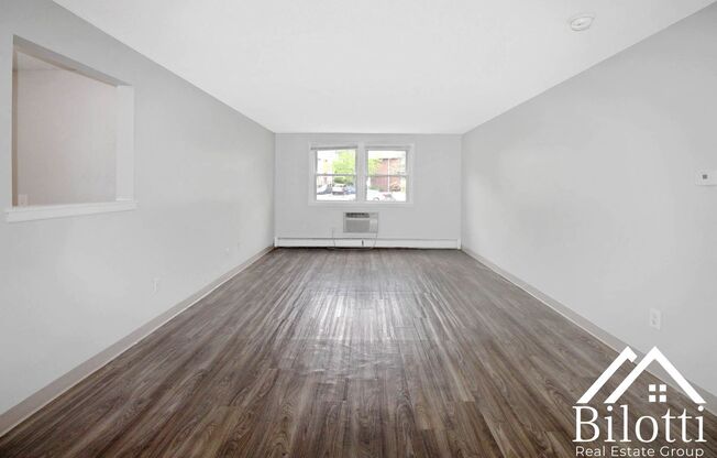 1 bed, 1 bath, 620 sqft, $1,525, Unit 266-02