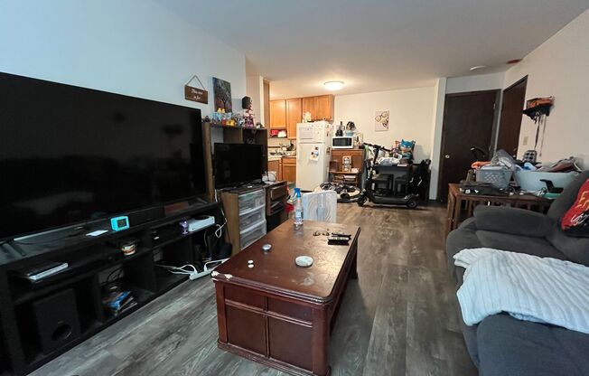 1 bed, 1 bath, $975, Unit 40