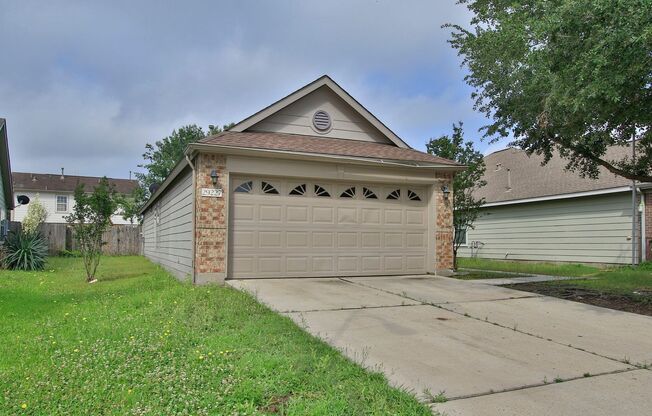3BR Home in Legends Run with Community Pool Access