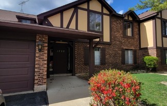 1732 HARROW CT