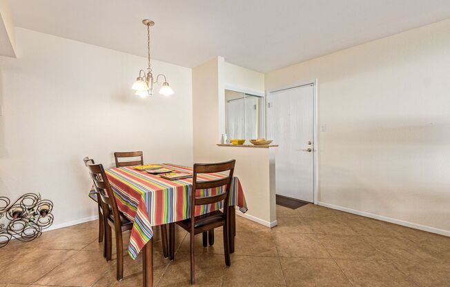 2 beds, 2 baths, $3,900, Unit APARTMENT P201