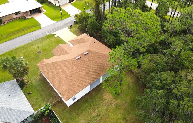 Spacious 4 Bed 2 Bath Home in Palm Coast w Fenced Yard!
