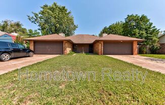 1713 HILLCREST DR