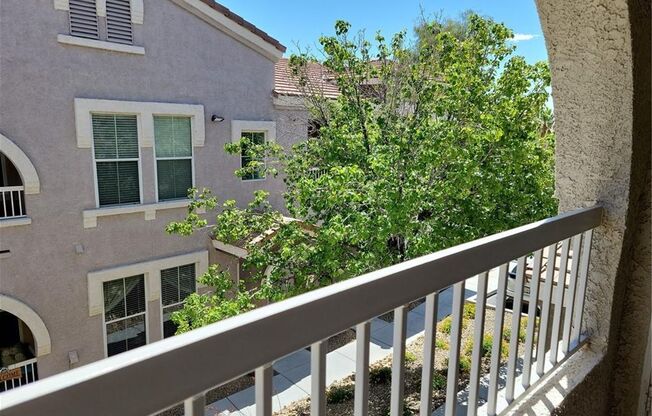 1 bed, 1 bath, $1,400, Unit Building 28
