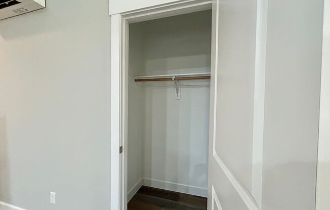 3 beds, 2.5 baths, $2,800