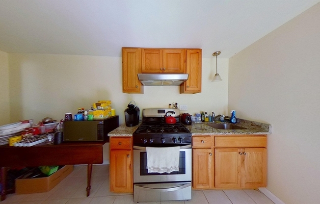 1 bed, 1 bath, 600 sqft, $1,800, Unit 1