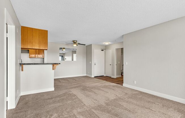 2 beds, 2 baths, 905 sqft, $2,502, Unit Unit 324