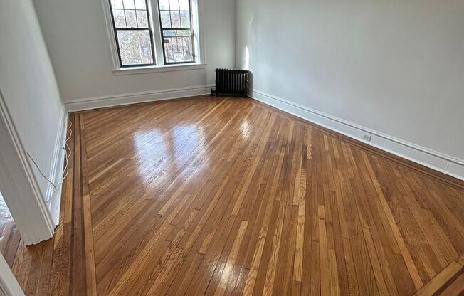 1 bed, 1 bath, 480 sqft, $1,800, Unit B07