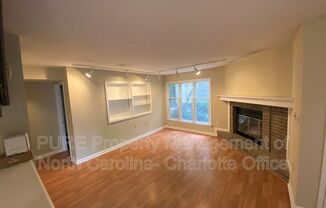 415 W 8 ST