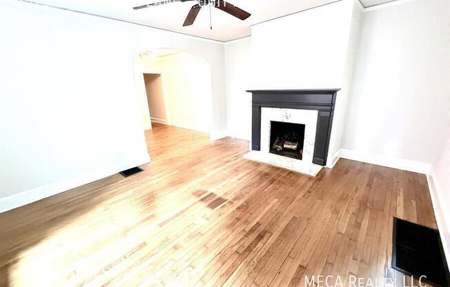 2523 CRANBROOK LN