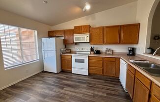 3 beds, 2 baths, $2,100