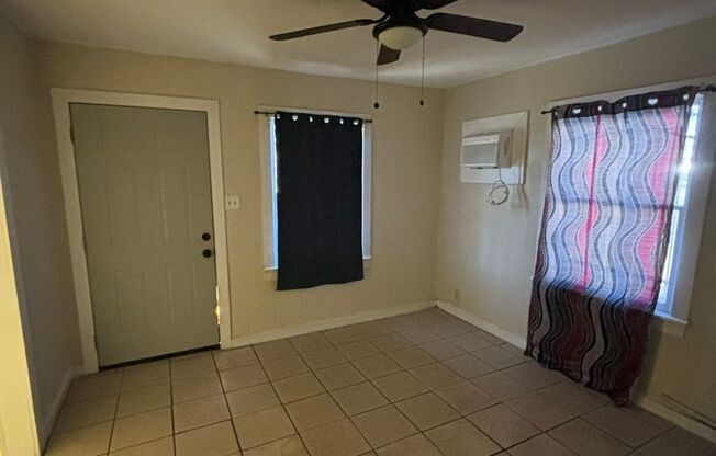 2 beds, 2 baths, $1,495