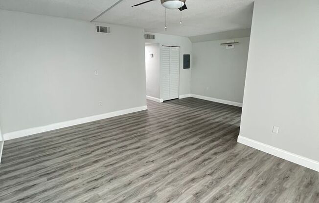 2 beds, 1.5 baths, 800 sqft, $1,795, Unit 124