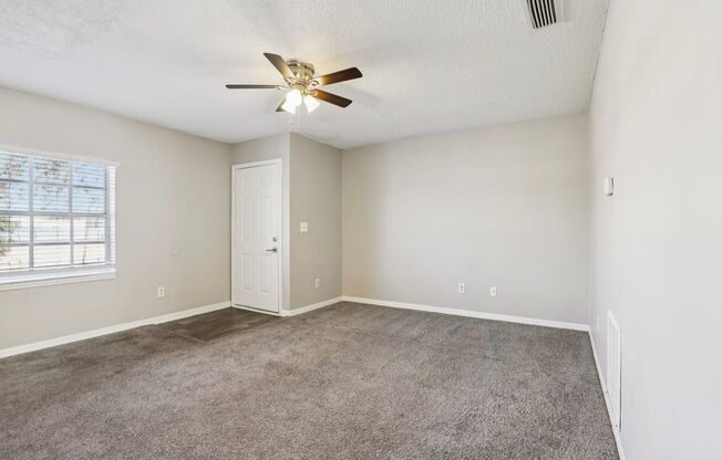 2 beds, 1 bath, 950 sqft, $1,199, Unit 3730-201 (D)