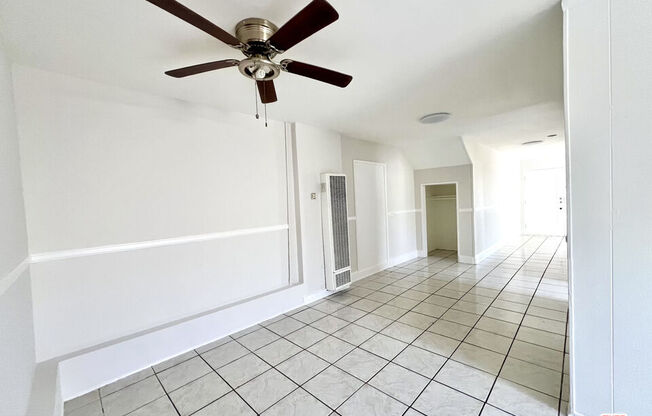 3260 E 4 ST