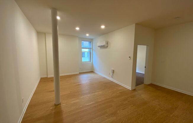 1 bed, 1 bath, 775 sqft, $1,550, Unit Apt 202