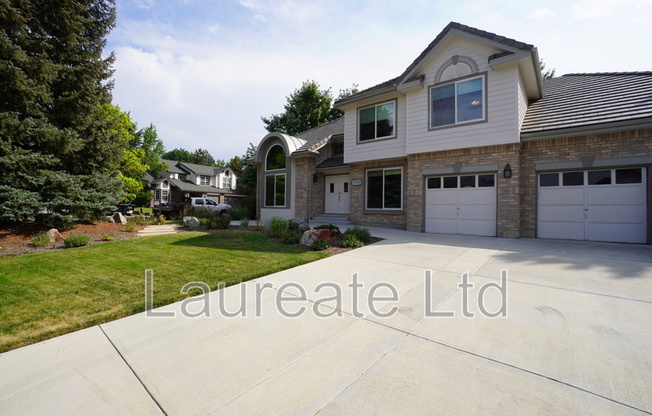 1702 W DRY CRK RD