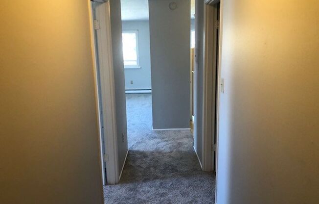 1 bed, 1 bath, 750 sqft, $1,395, Unit 201