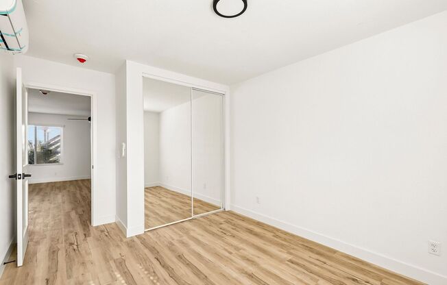 2 beds, 1 bath, 700 sqft, $2,895, Unit 37