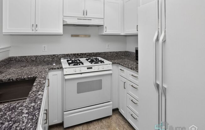 3 beds, 2 baths, 1,250 sqft, $2,600, Unit 228 - Wegner