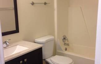 1 bed, 1 bath, 576 sqft, $955, Unit 248