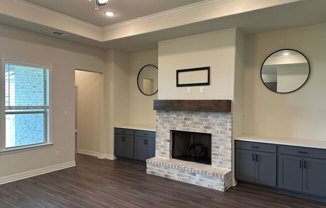 College Station - 3-bedroom, 2-bathroom, 2 car garage, fenced in back yard in Brewster Point